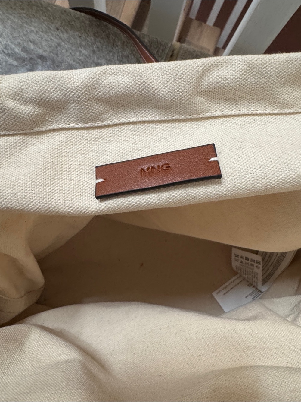 Mango Woven Straw Tote Bag with Brown faux Leather Straps - Picture 5 of 11